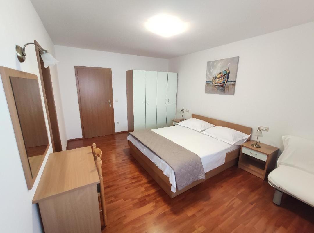 Apartment Tino Брела Екстер'єр фото