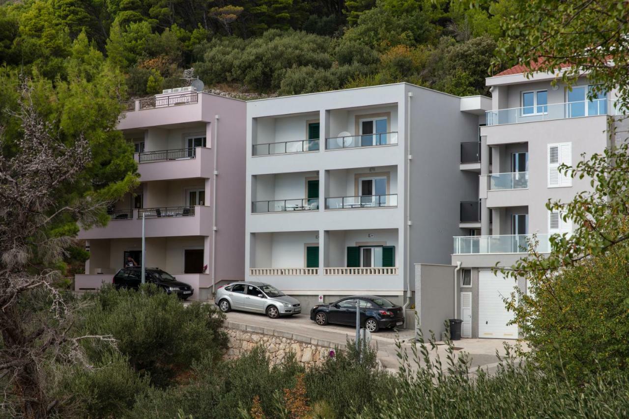 Apartment Tino Брела Екстер'єр фото